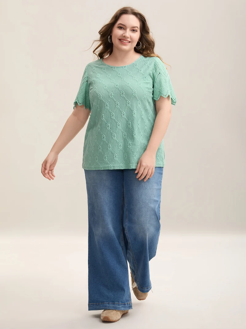 Cut-Out Textured Spliced Sleeve T-Shirt