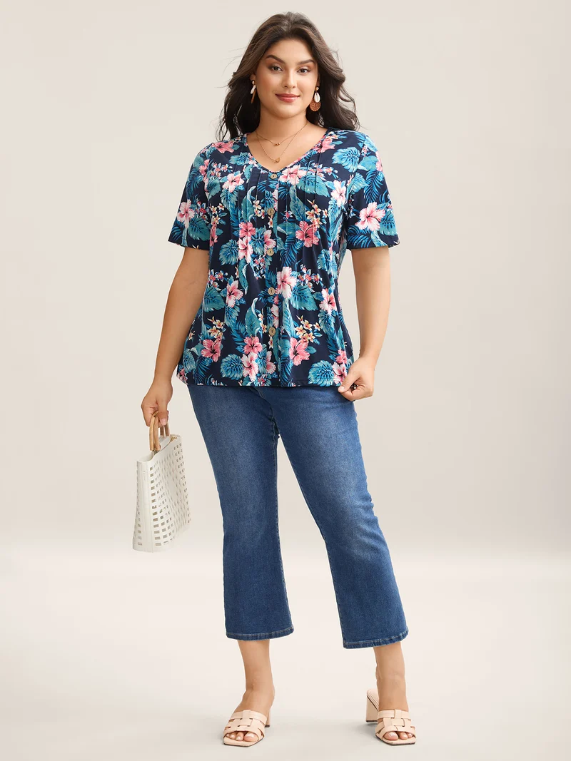 Large Flower Print Toothpick Pleat T-Shirt