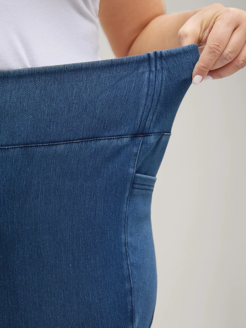 Yoga Stretchy Skinny-Fit Knit Jeans