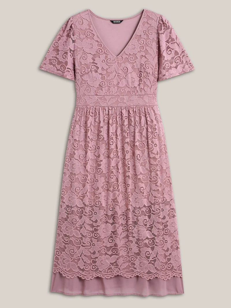 Romantic Lace Cinched Waist Maxi Dress