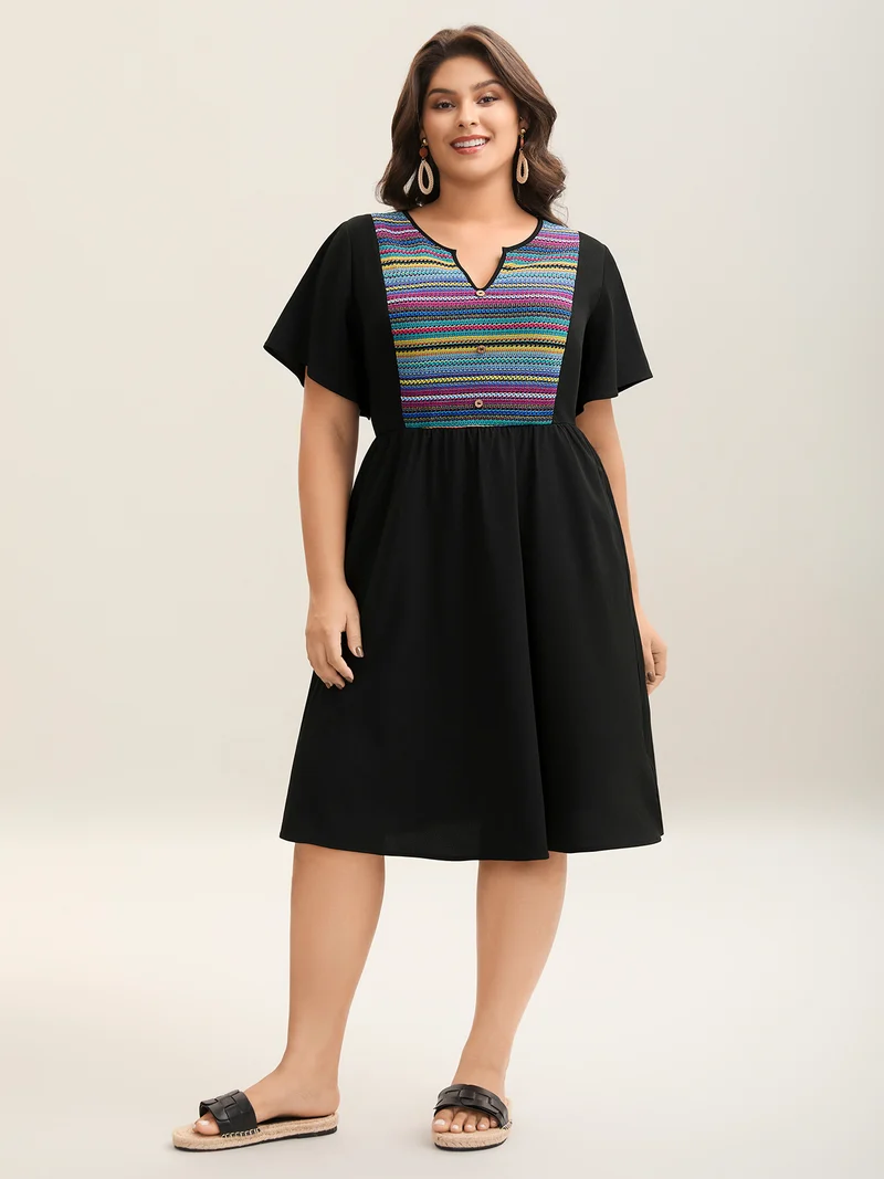 Colorful Stripes Textured Pockets Midi Dress