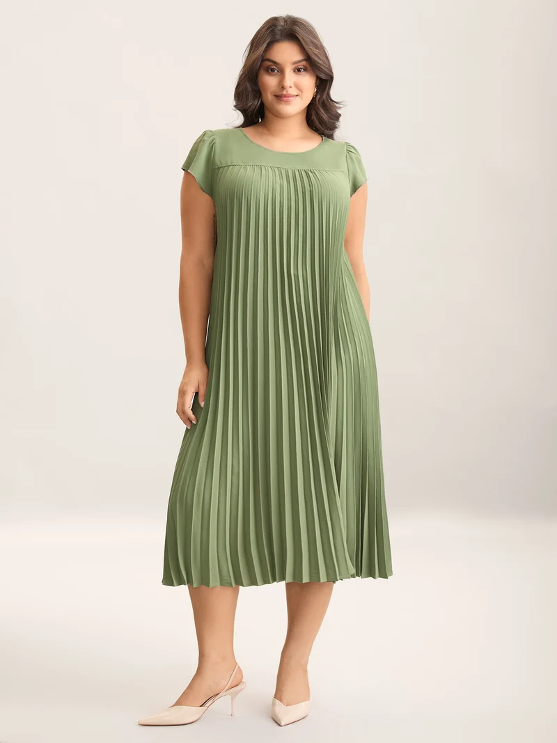 Plicated Detail Belted Pockets Maxi Dress