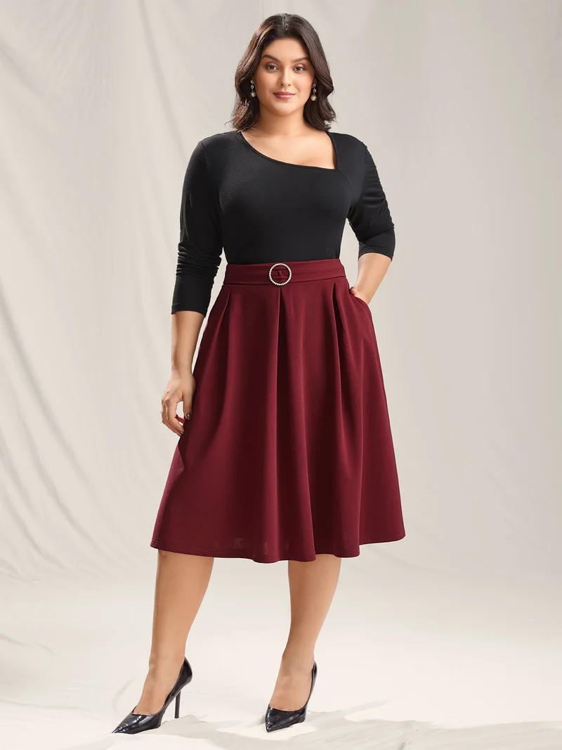 Buckle Detail Pleated Midi Skirt