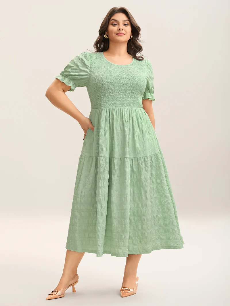 Textured Shirred Bodice Pockets Maxi Dress