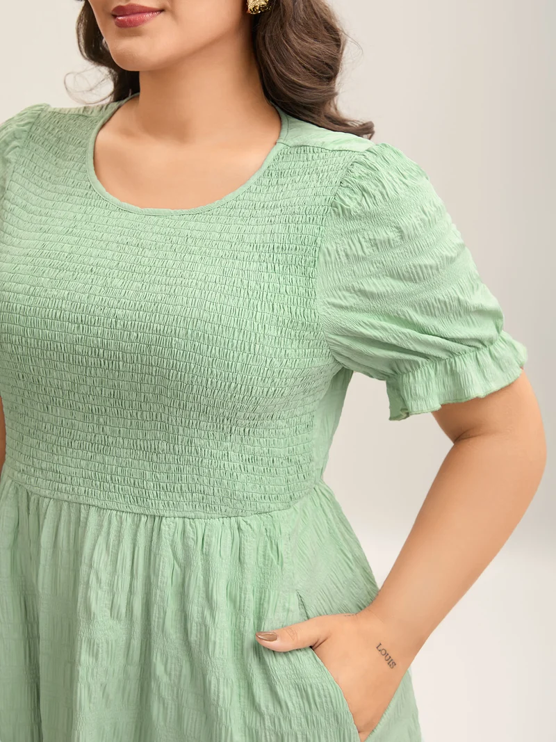 Textured Shirred Bodice Pockets Maxi Dress