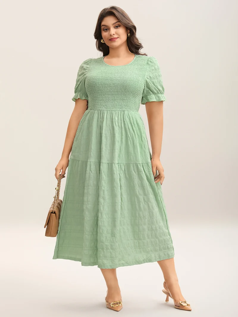 Textured Shirred Bodice Pockets Maxi Dress