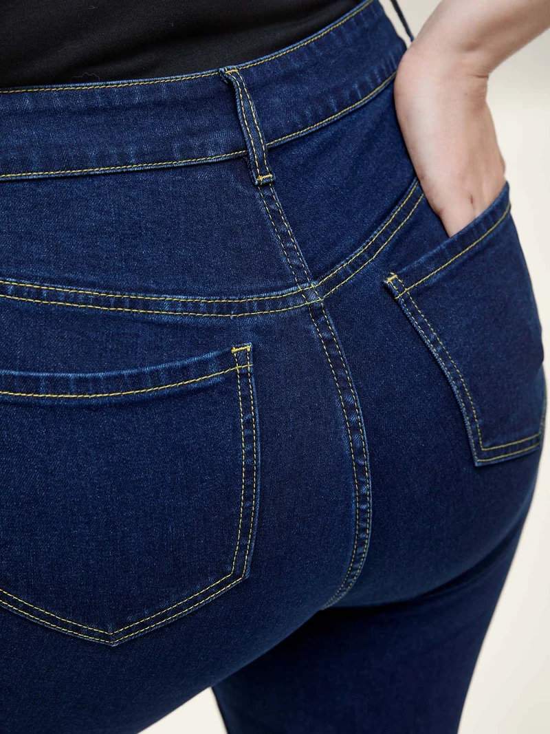 Mid Rise Skinny-Fit Classic Jeans