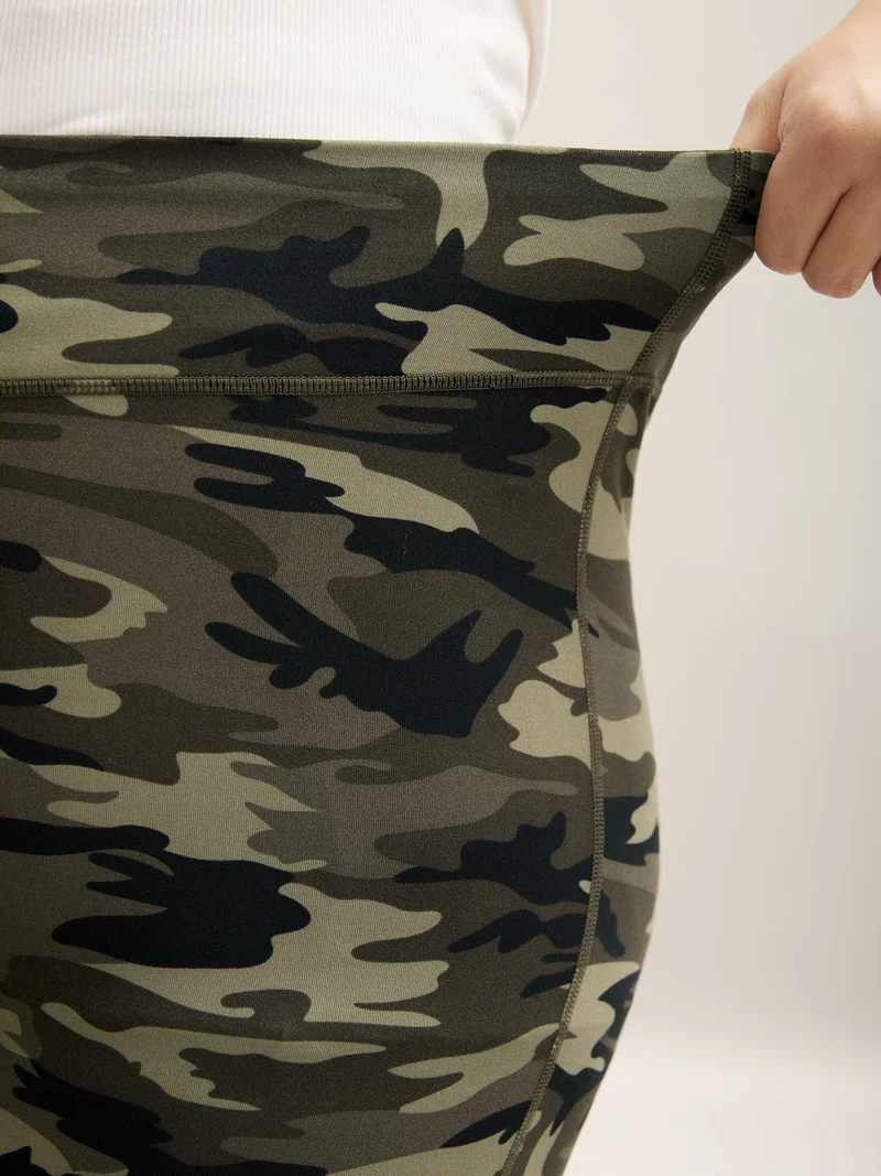 Camouflage Print Stretch Leggings