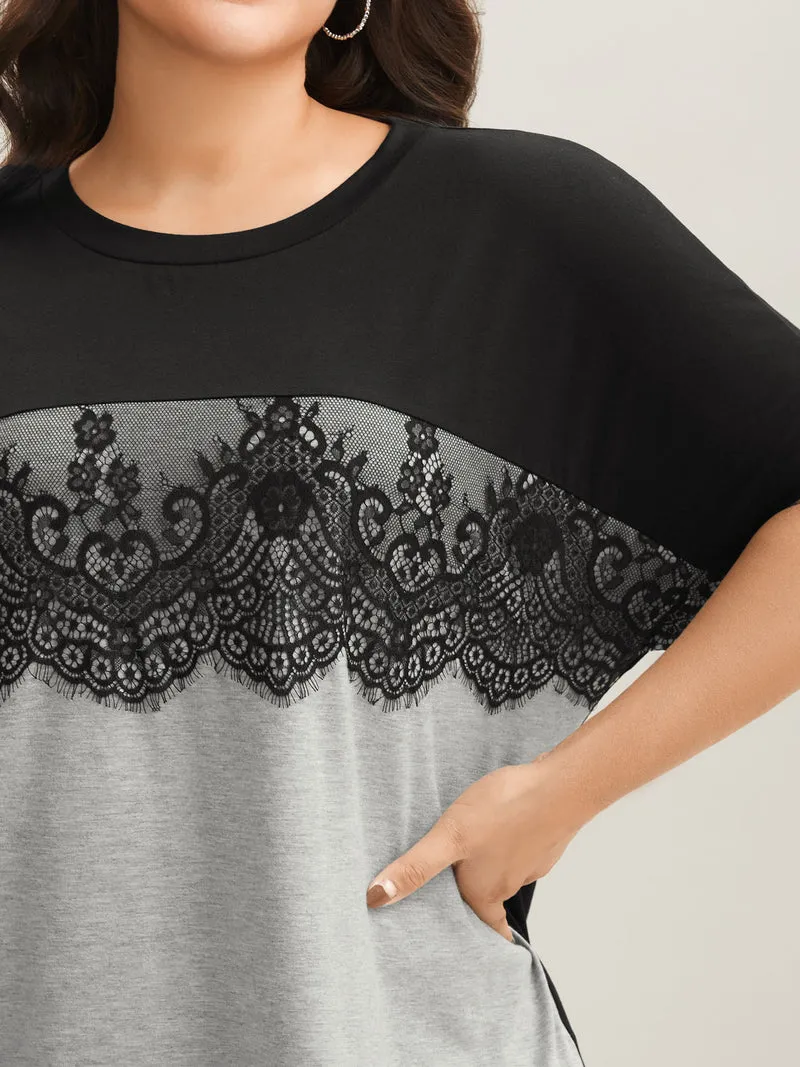 Lace Design Color Contrast T-Shirt