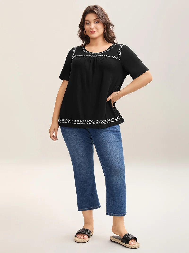 Crisscross Embroidery Straight-Fit T-Shirt