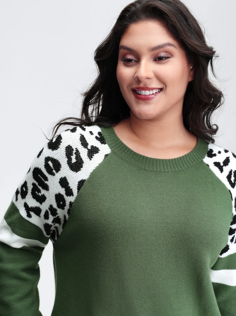 Supersoft Leopard Print Raglan Sleeve Pullover