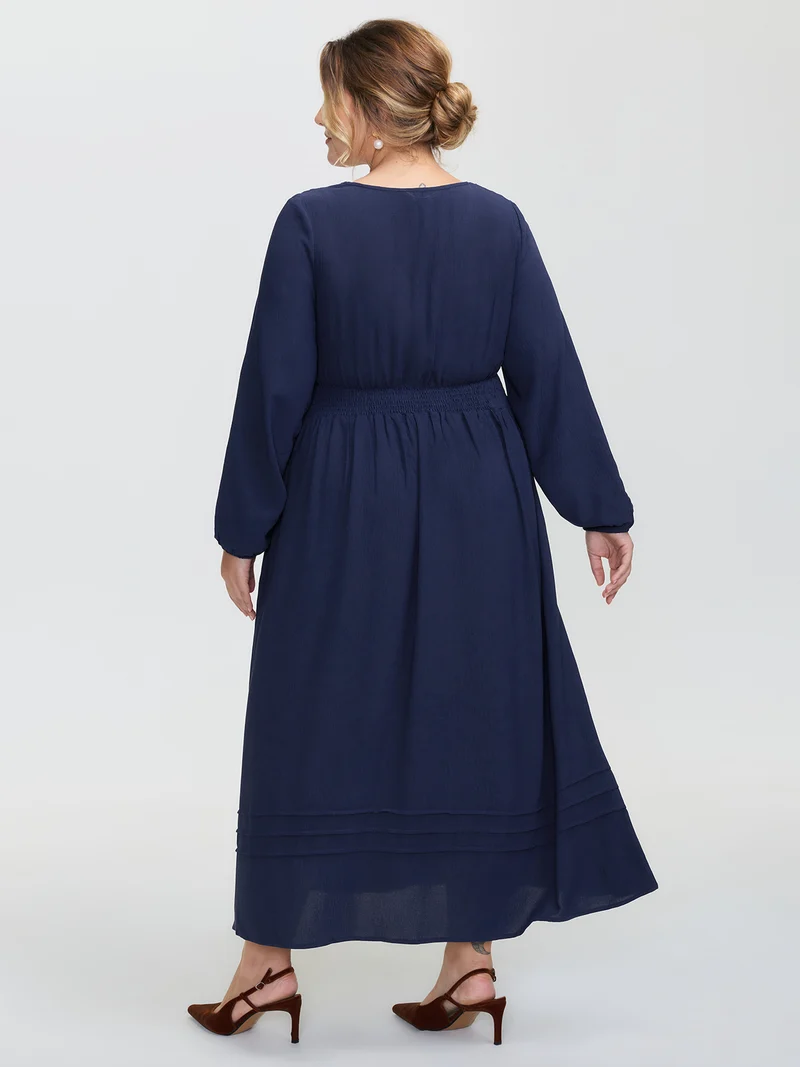 Textured Shirred Waist Pockets Maxi Dress