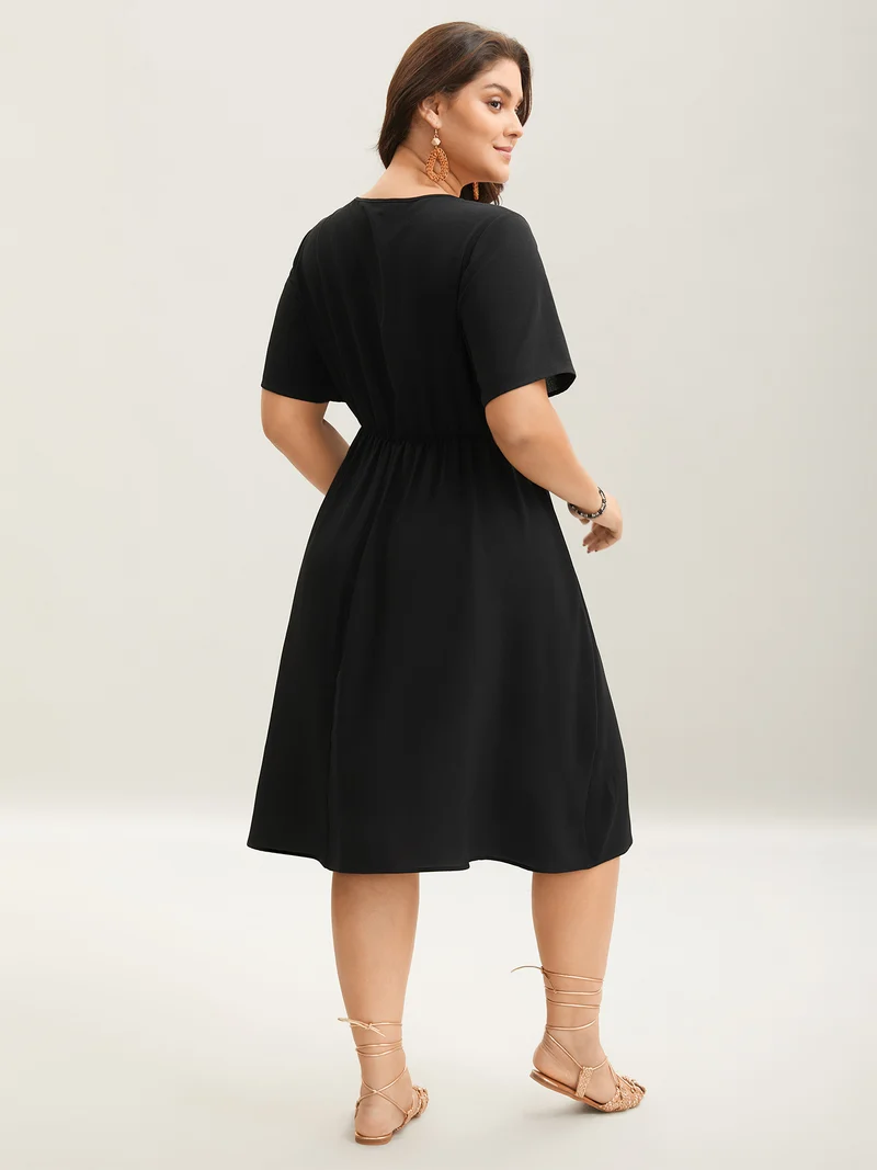 Floral Embroidered Waist-Cinched Midi Dress