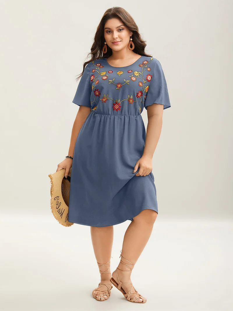 Floral Embroidered Waist-Cinched Midi Dress