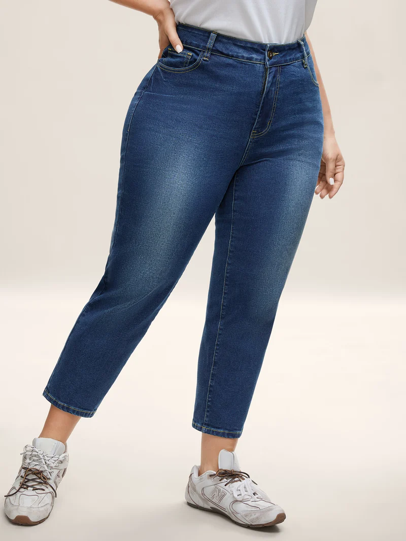 Classic Sculpting Boyfriend Jeans