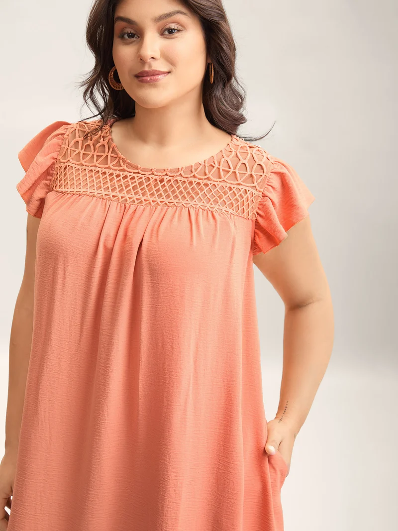 Textured Cut-Out Neck Pockets Maxi Dress