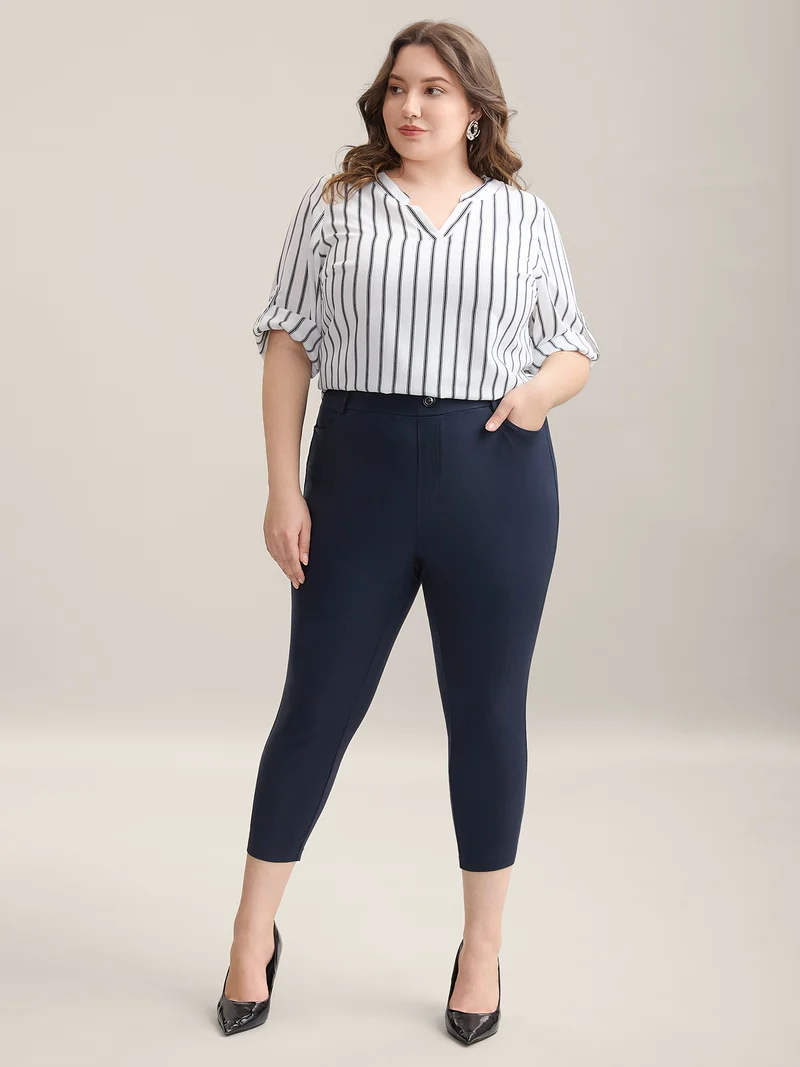 Pull-On Tight-Fit Cropped Pants