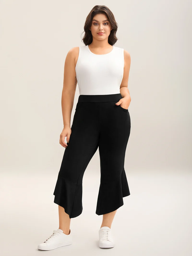 Stretchy Ruffled Hem Cropped Pants