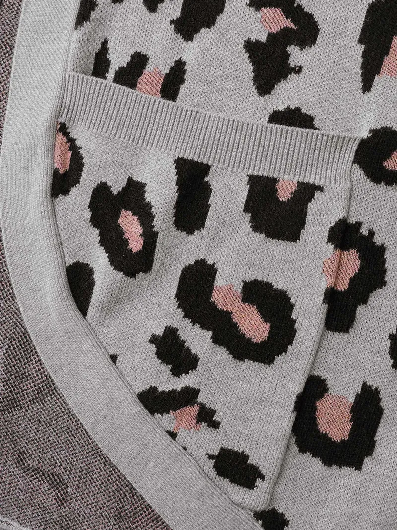 Leopard Print Arc Hem Pockets Knit Cardigan