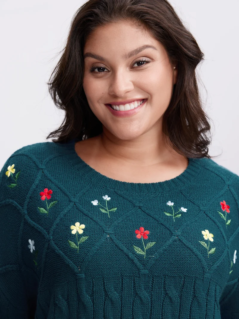 Floral Embroidered Cable Knit Pullover