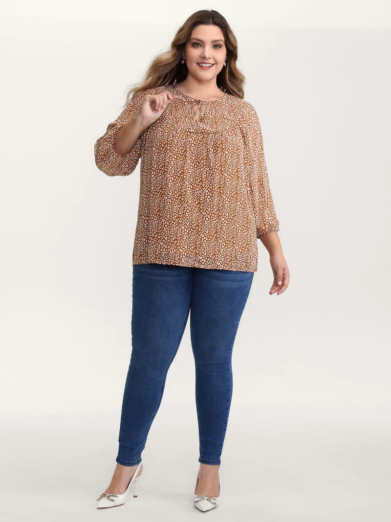 Floral Print Neck Cut-Out Shirred Blouse