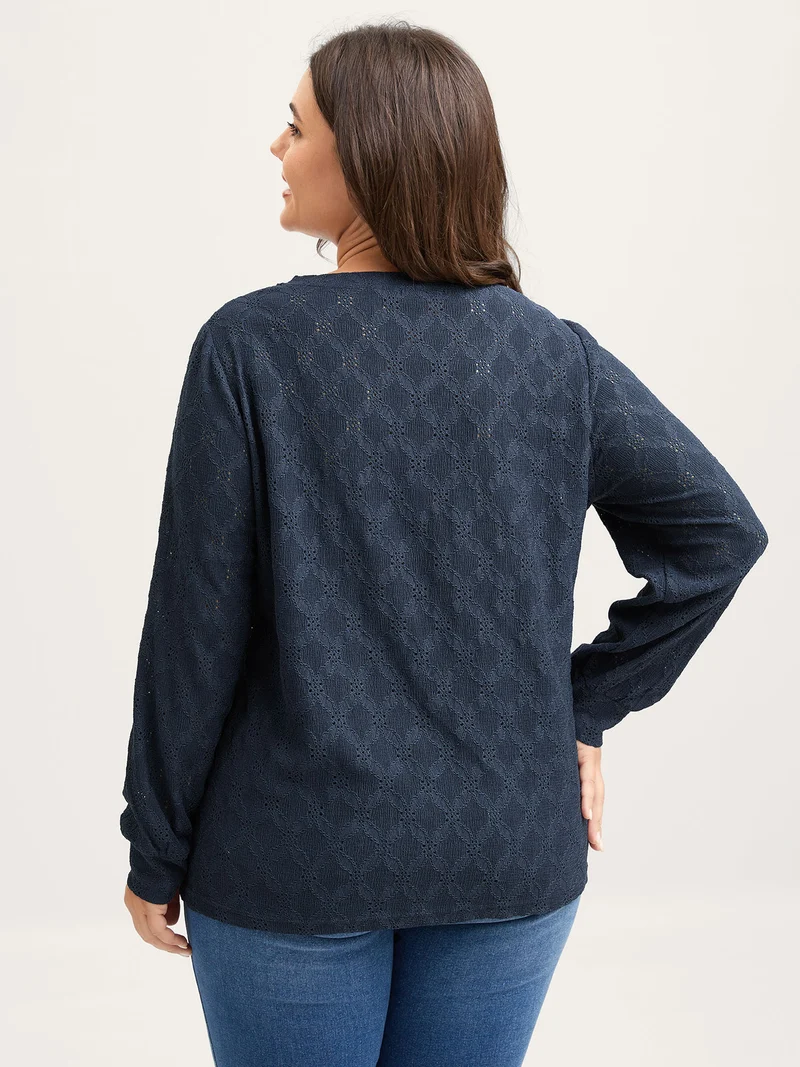 Stretchy Cross-Tie Textured T-Shirt