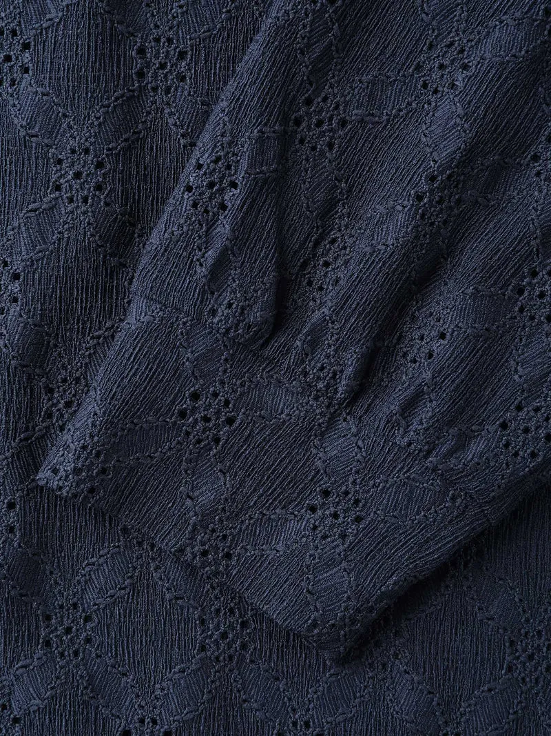 Stretchy Cross-Tie Textured T-Shirt