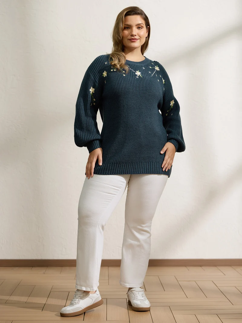 Floral Embroidery Textured Relaxed-Fit Pullover