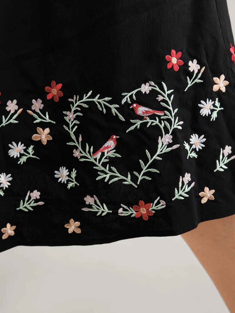 Floral Embroidery Puff Sleeve Midi Dress