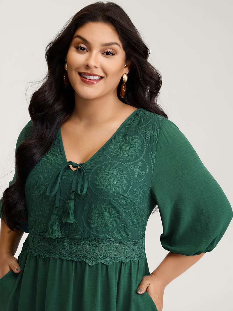 Embroidered Lace Trim Neck Drawstring Maxi Dress