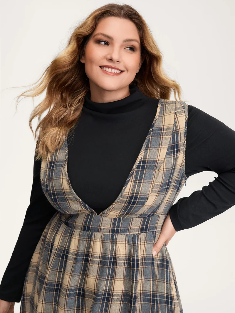 Plaid Pattern Deep V-Neckline Midi Dress