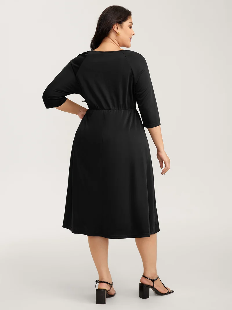 Contrast Stretchy Cinched-Waist Midi Dress