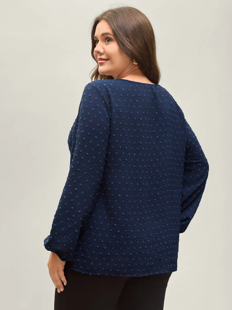 Textured Wavy Detail Puffy Sleeve Blouse