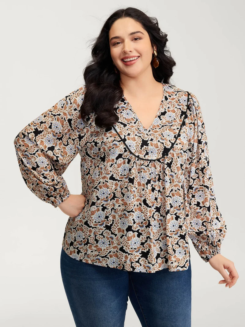 Floral Print Pleated Flowy Blouse