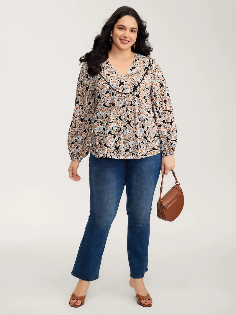 Floral Print Pleated Flowy Blouse