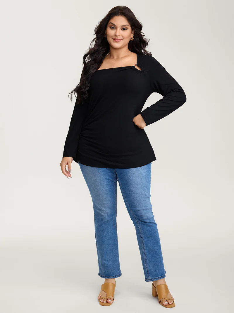 Stretchy Fitted Cut-Out Solid T-Shirt