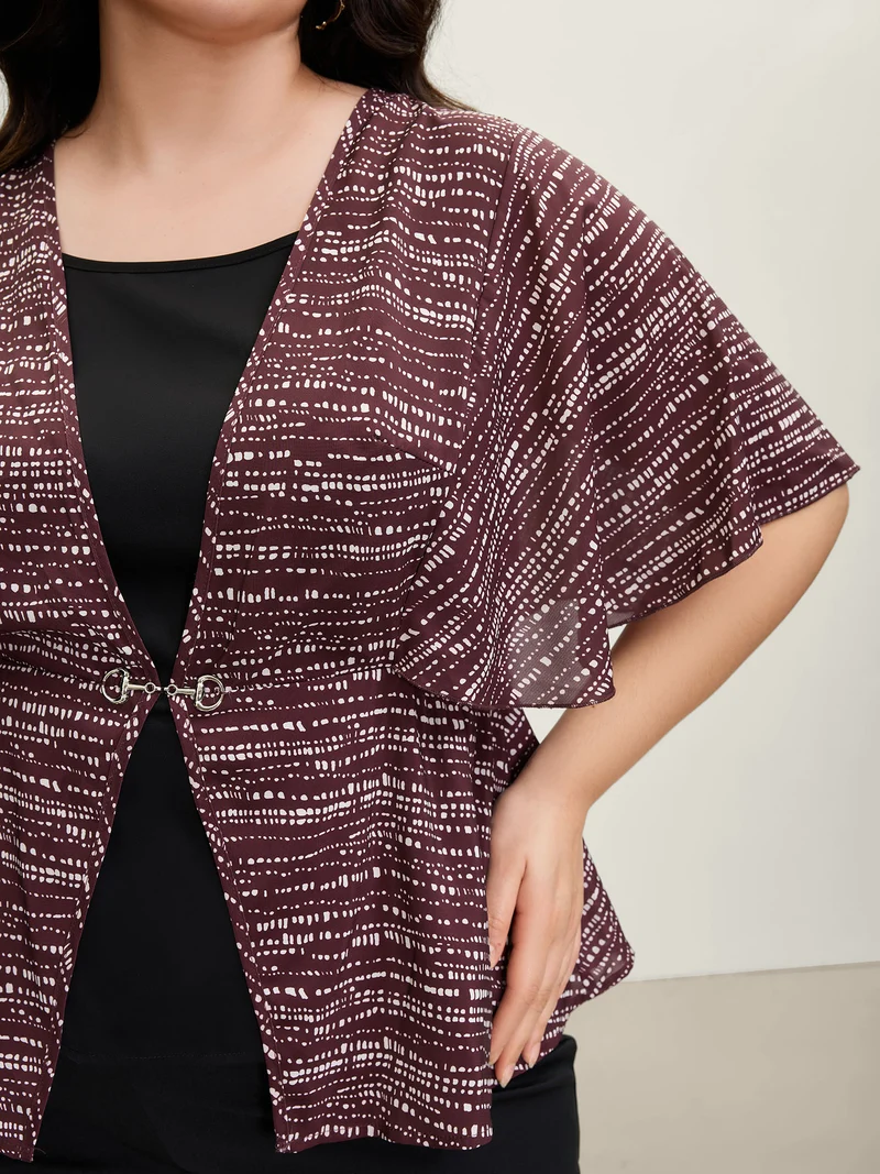 Geometric Print Stretchy Waist Metal Detail Blouse