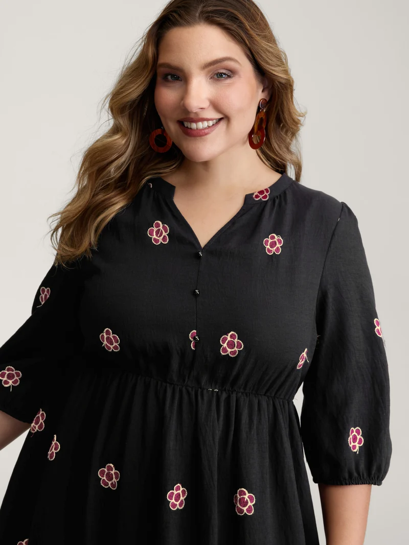 Floral Embroidery Notched Collar Knee-Length Dress