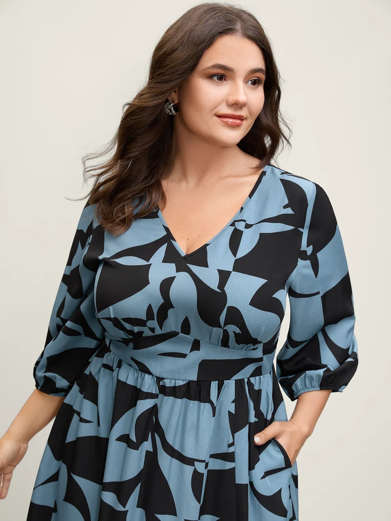 Fragmented Floral Print Pockets Slit Maxi Dress