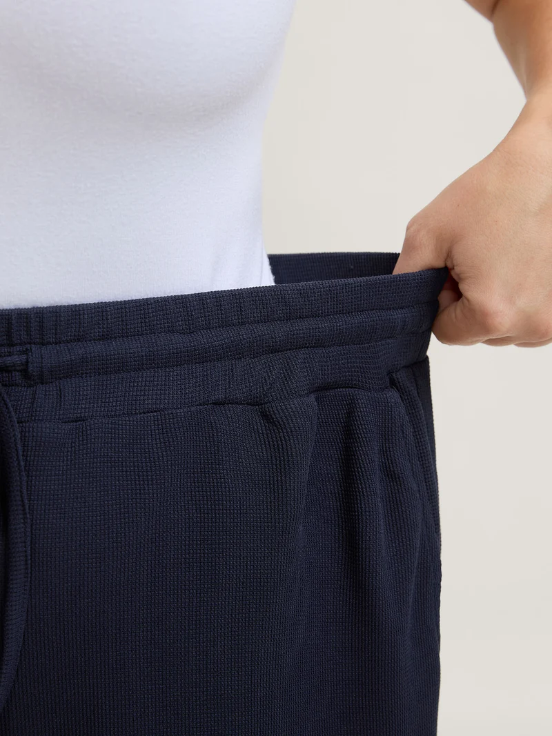 Wide Waistband Textured Wide-Leg Pants