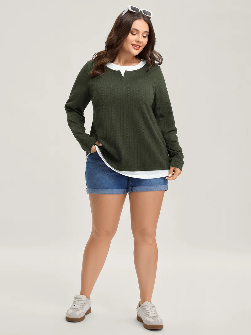Textured Spliced Round Neck Solid T-Shirt