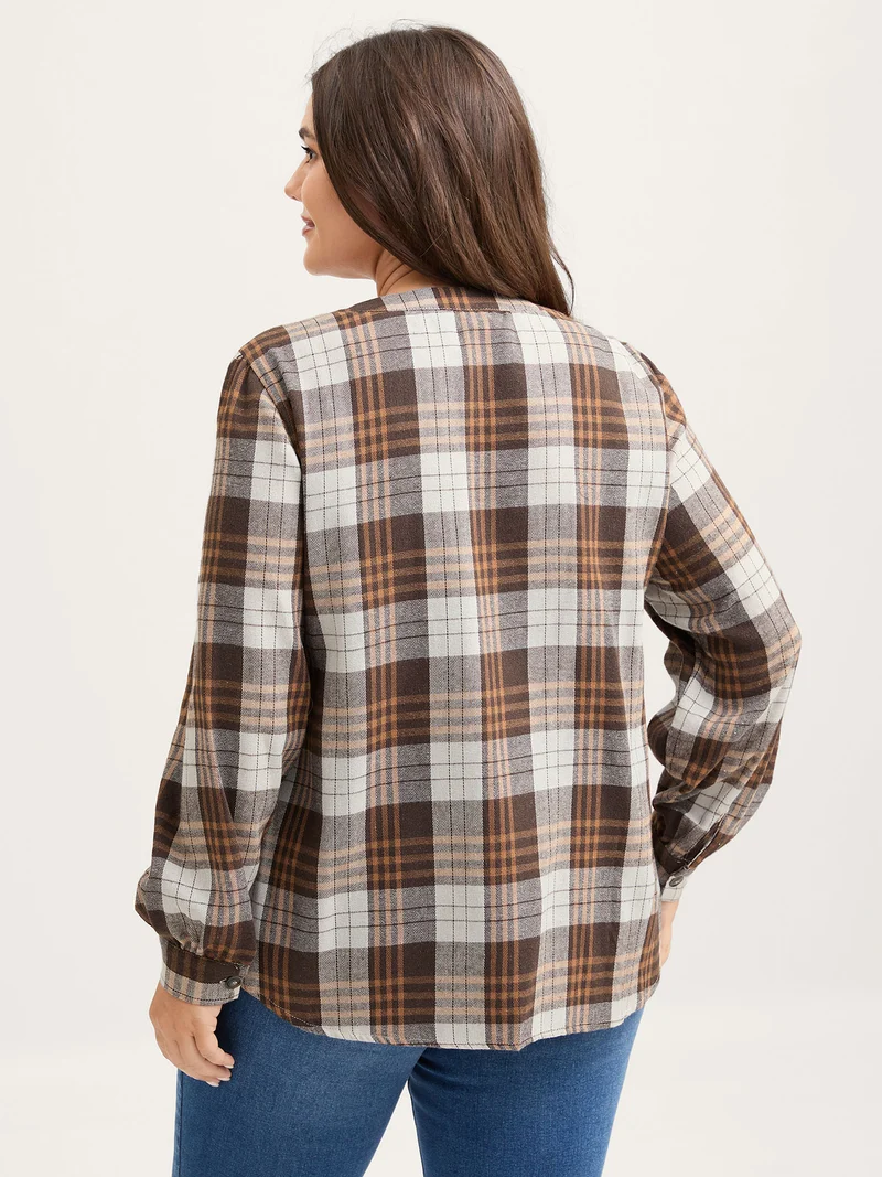 Plaid Print Button Placket Curvy Hem Blouse
