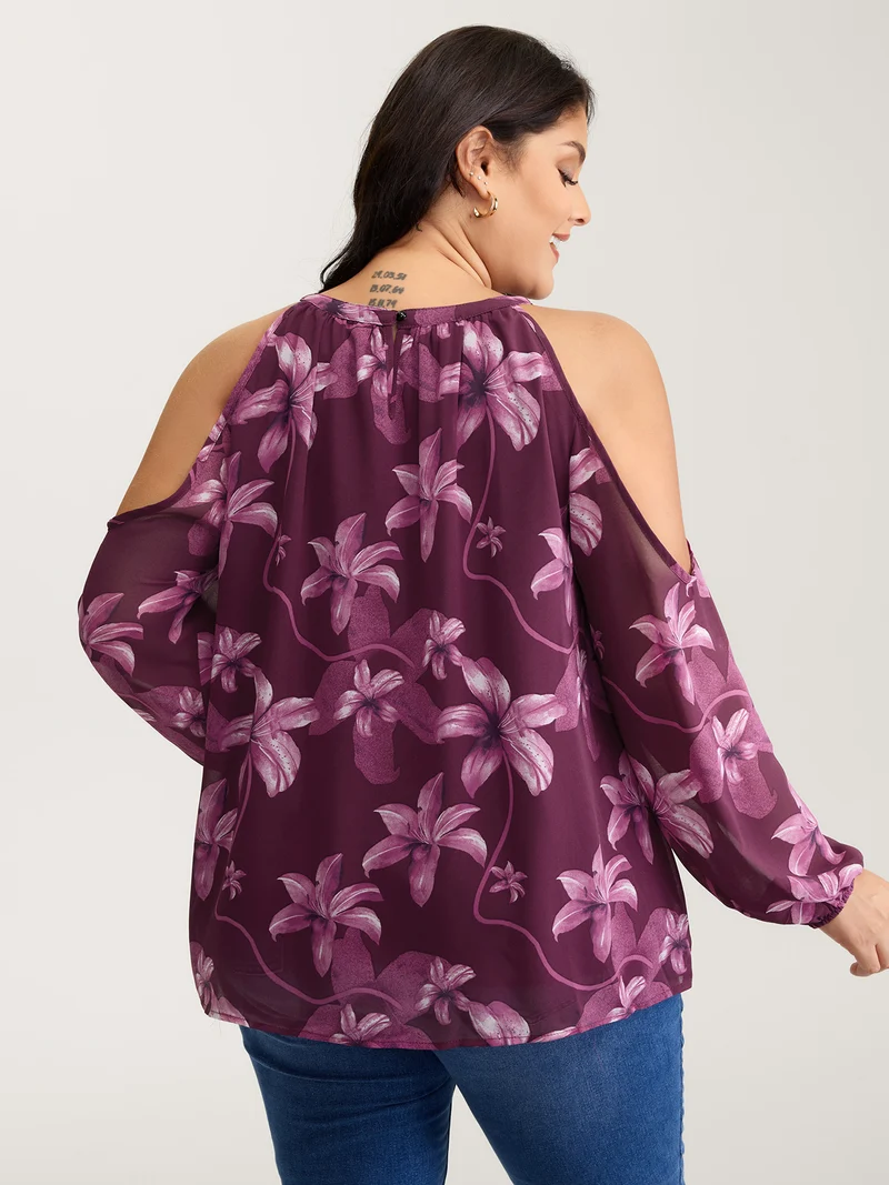 Off-Shoulder Floral Print Metal Detail Blouse