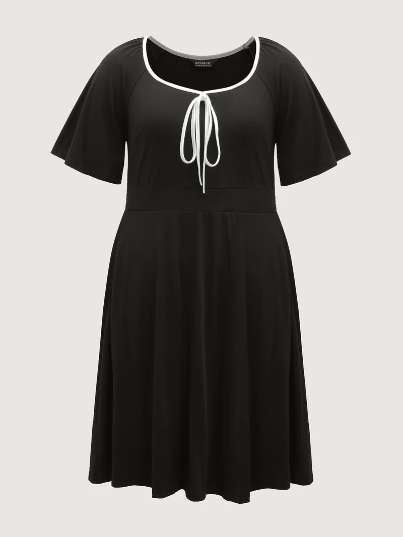 Neck Bow-Tie Contrast Pockets Midi Dress