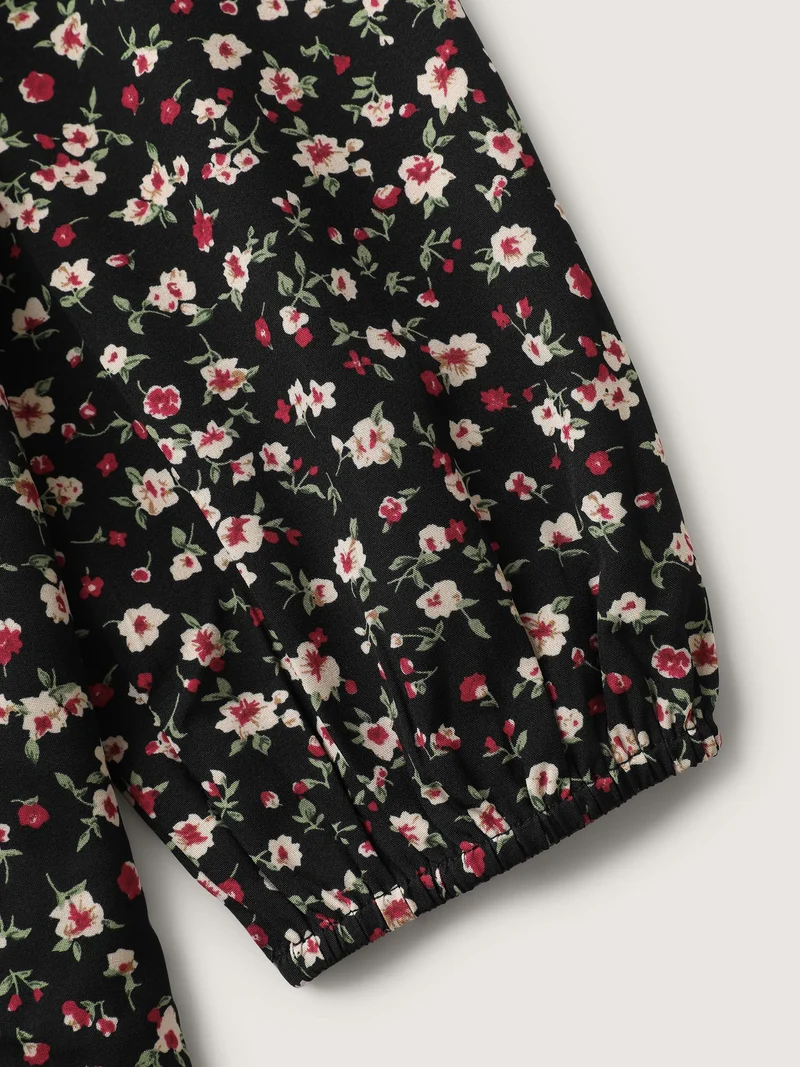 Floral Print Lace Trim Ruffled Blouse