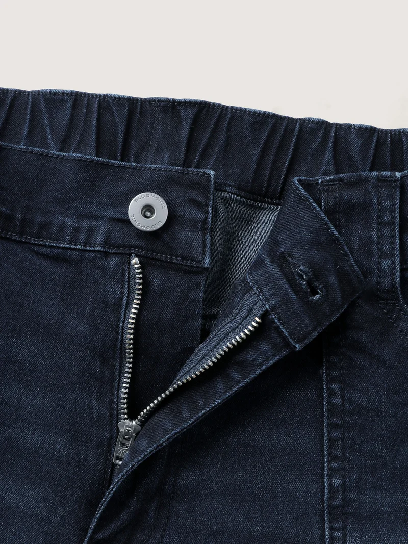Supersoft Front Pockets Straight-Leg Mid-Rise Jeans