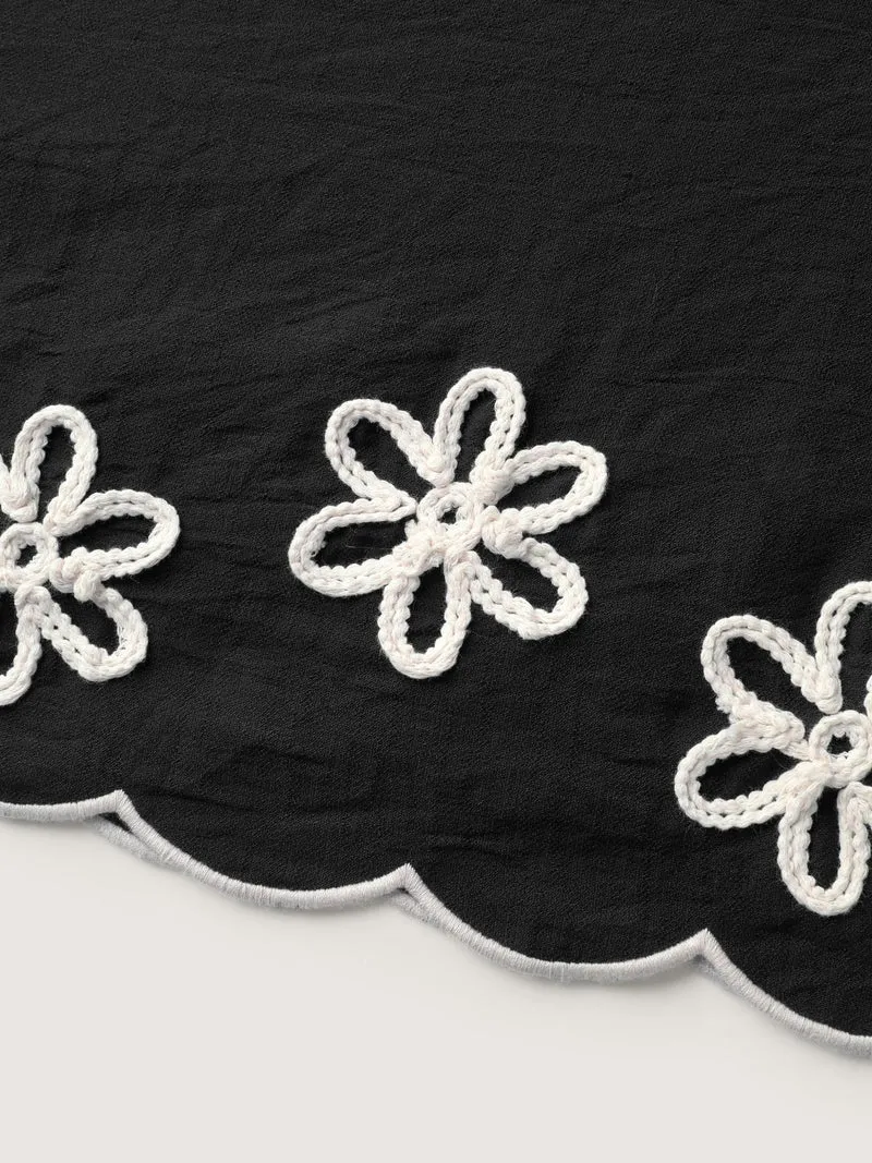 Floral Embroidered Hem Drawstring Pants