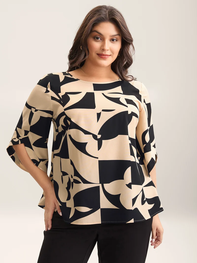 Geometric Pattern Tab Sleeve Flowy Blouse