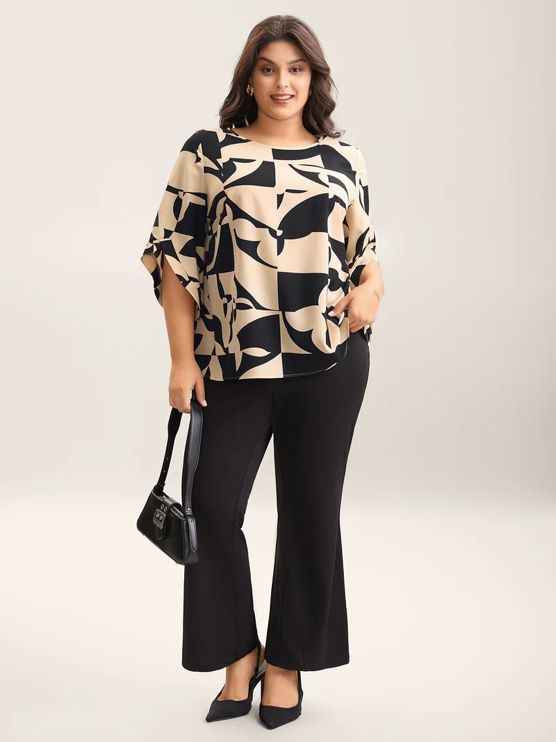 Geometric Pattern Tab Sleeve Flowy Blouse