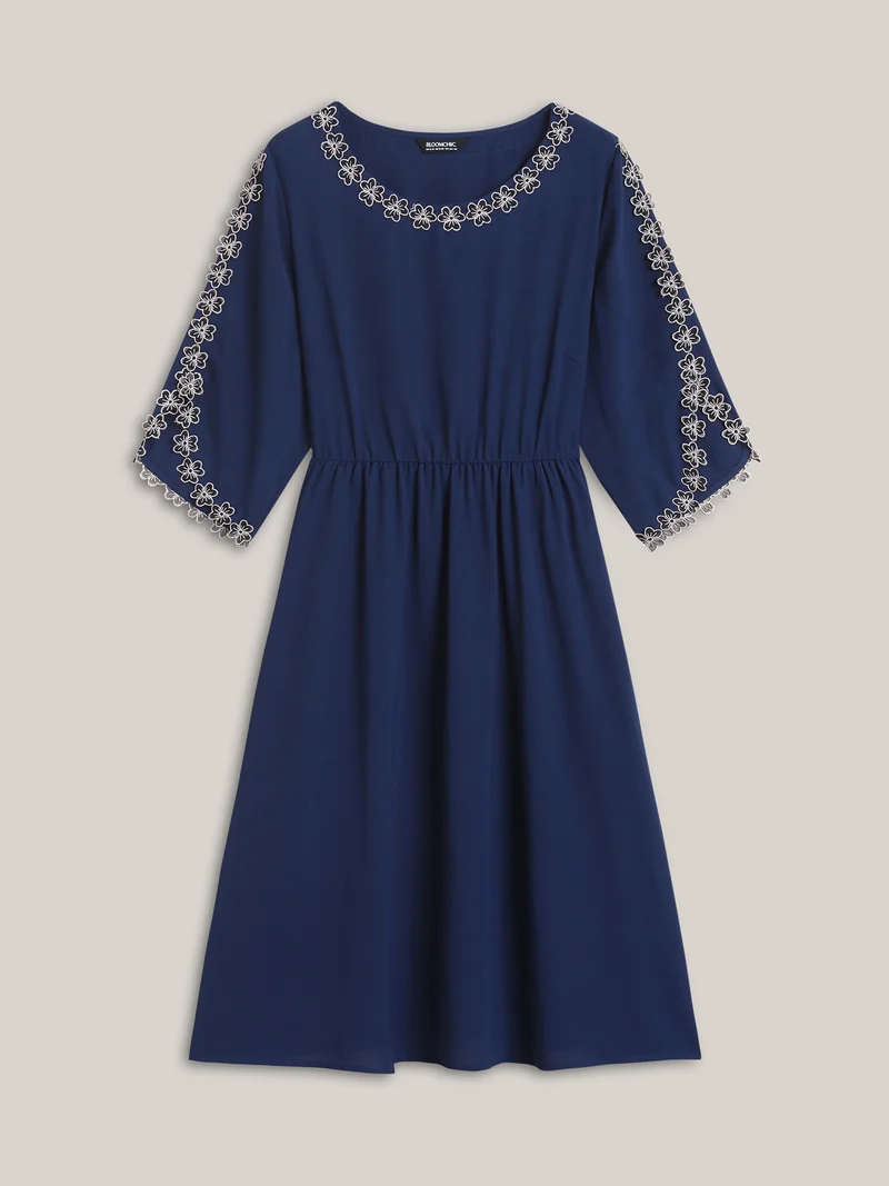 Lace Detail Trumpet Sleeve Midi Dress